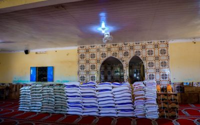 الهيئة الوطنية لإدارة الكوارث (SoDMA) وولاية جنوب غرب الصومال تقدّمان مساعدات غذائية لمراكز رعاية الأيتام والصحة النفسية في بيدو