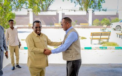 وزير الداخلية والشؤون الفيدرالية والمصالحة يزور الهيئة الوطنية لإدارة الكوارث ويؤكد على دورها في قيادة جهود إدارة الكوارث
