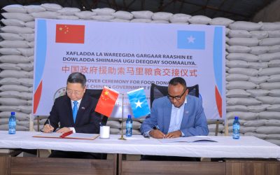 SoDMA received over 1,300 tons of food aid from the Chinese Ambassador to Somalia.